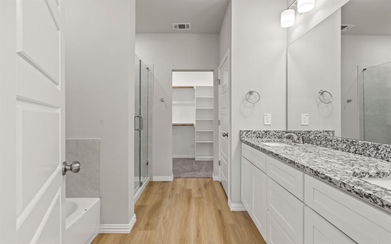 217 Lead Creek Drive, Fort Worth, TX 76131, 3 Habitaciones Habitaciones , ,2 BañosBaños,Residential,En Venta,217 Lead Creek Drive,0,21067713