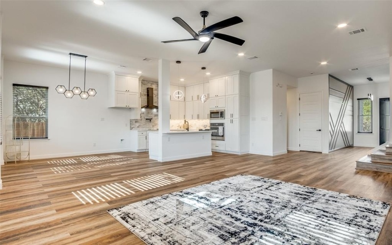 5610 Barkridge Drive, Granbury, TX 76048, 3 Habitaciones Habitaciones , ,2 BañosBaños,Residential,En Venta,5610 Barkridge Drive,0,21067759