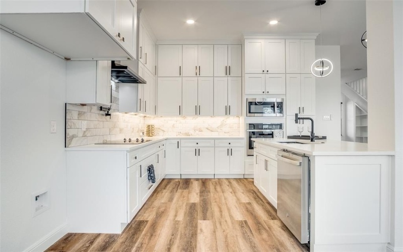 5610 Barkridge Drive, Granbury, TX 76048, 3 Habitaciones Habitaciones , ,2 BañosBaños,Residential,En Venta,5610 Barkridge Drive,0,21067759