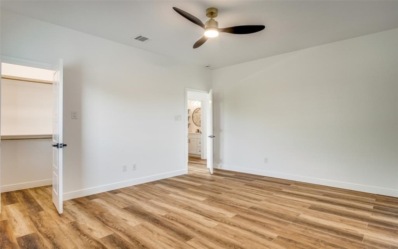 5610 Barkridge Drive, Granbury, TX 76048, 3 Habitaciones Habitaciones , ,2 BañosBaños,Residential,En Venta,5610 Barkridge Drive,0,21067759