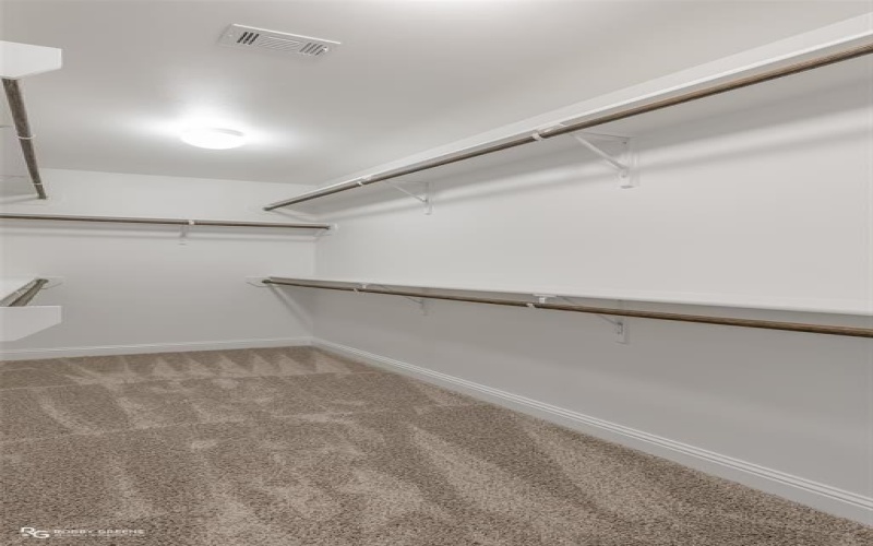 330 Prien Lake Loop, Bossier City, LA 71111, 5 Bedrooms Bedrooms, ,3 BathroomsBathrooms,Residential,For Sale,330 Prien Lake Loop,0,21067816