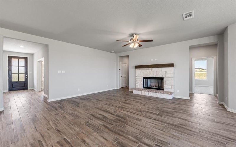 429 Pioneer Road, Rhome, TX 76078, 4 Bedrooms Bedrooms, ,3 BathroomsBathrooms,Residential,For Sale,429 Pioneer Road,0,21067824