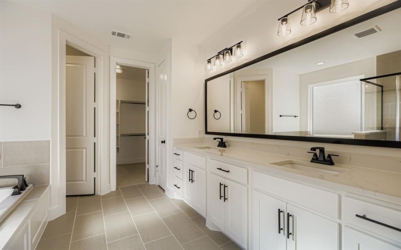 2300 Berman Street, Celina, TX 75009, 5 Bedrooms Bedrooms, ,5 BathroomsBathrooms,Residential,For Sale,2300 Berman Street,0,21067840