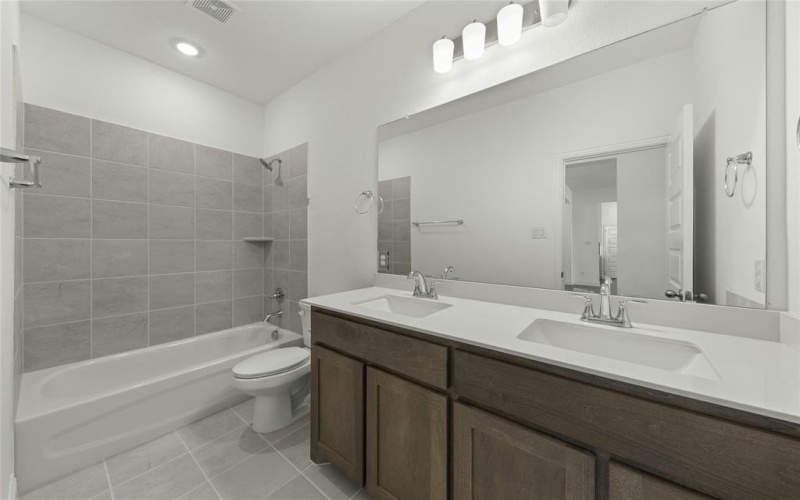 524 Birthright Lane, McLendon Chisholm, TX 75032, 4 Bedrooms Bedrooms, ,3 BathroomsBathrooms,Residential,For Sale,524 Birthright Lane,0,21067846