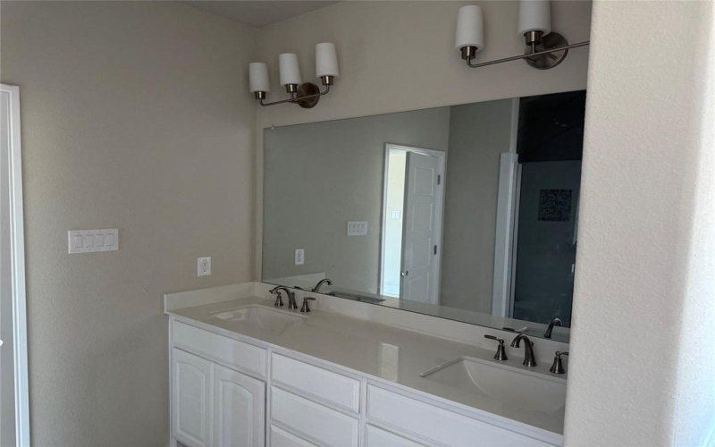 1033 Nighthawk Trail, Alvarado, TX 76009, 3 Bedrooms Bedrooms, ,2 BathroomsBathrooms,Residential,For Sale,1033 Nighthawk Trail,0,21067849