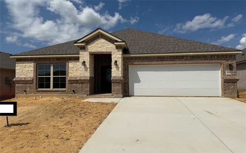 1033 Nighthawk Trail, Alvarado, TX 76009, 3 Bedrooms Bedrooms, ,2 BathroomsBathrooms,Residential,For Sale,1033 Nighthawk Trail,0,21067849