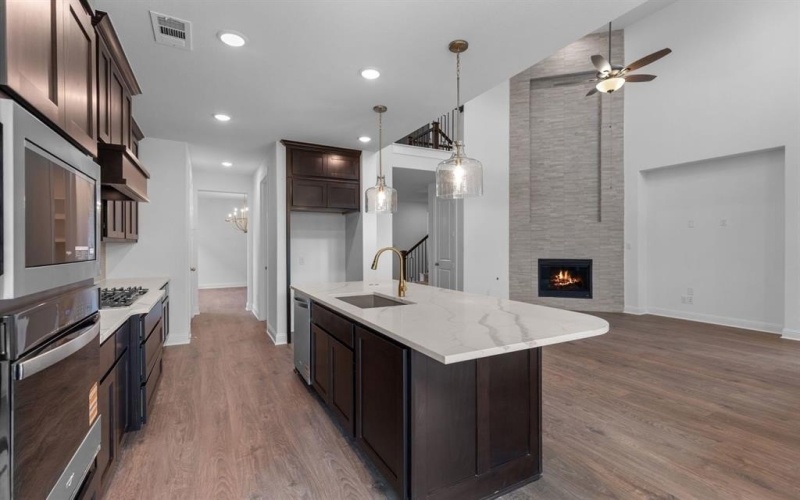 621 Cork Drive, Celina, TX 75009, 4 Habitaciones Habitaciones , ,5 BañosBaños,Residential,En Venta,621 Cork Drive,0,21067903