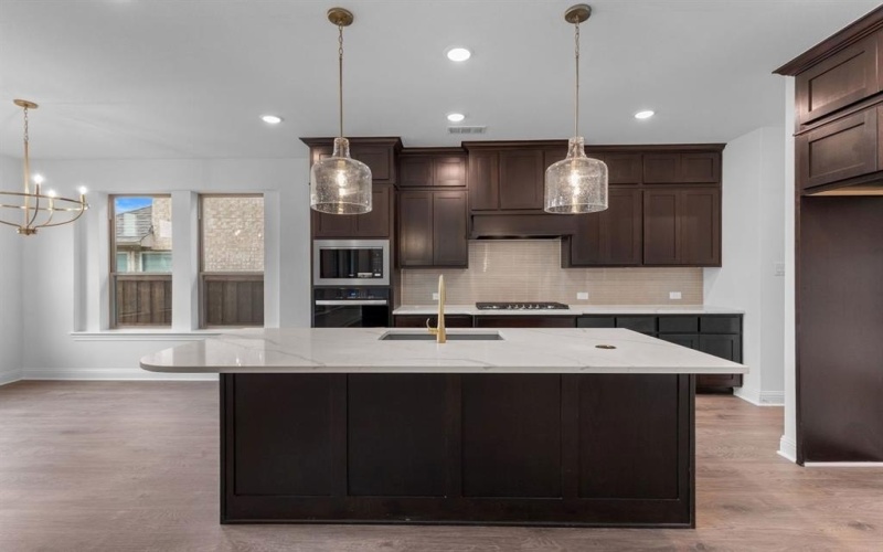 621 Cork Drive, Celina, TX 75009, 4 Habitaciones Habitaciones , ,5 BañosBaños,Residential,En Venta,621 Cork Drive,0,21067903