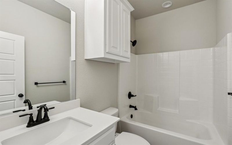 1037 Nighthawk Trail, Alvarado, TX 76009, 4 Bedrooms Bedrooms, ,2 BathroomsBathrooms,Residential,For Sale,1037 Nighthawk Trail,0,21067928