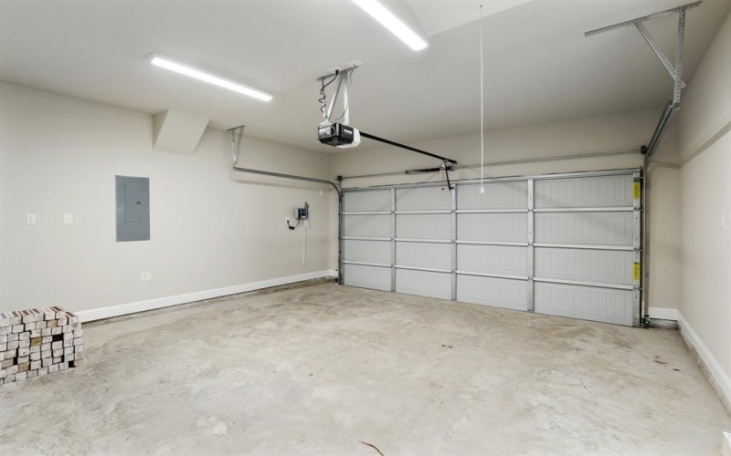 1037 Nighthawk Trail, Alvarado, TX 76009, 4 Bedrooms Bedrooms, ,2 BathroomsBathrooms,Residential,For Sale,1037 Nighthawk Trail,0,21067928