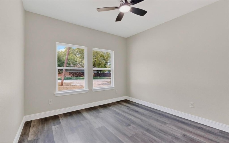 705 E Denton Street, Ennis, TX 75119, 3 Bedrooms Bedrooms, ,2 BathroomsBathrooms,Residential,For Sale,705 E Denton Street,0,21067941