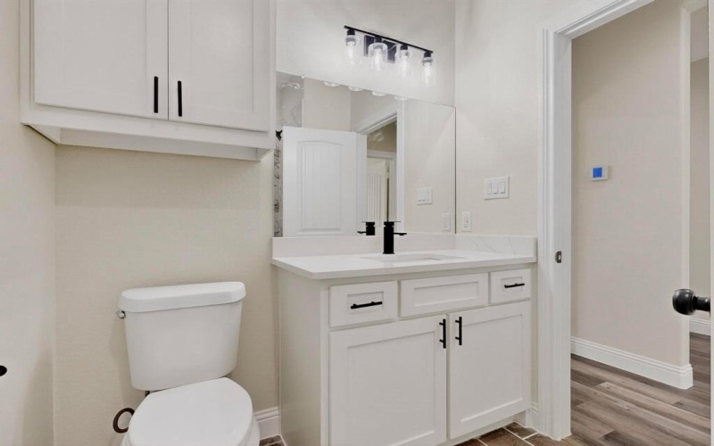 705 E Denton Street, Ennis, TX 75119, 3 Bedrooms Bedrooms, ,2 BathroomsBathrooms,Residential,For Sale,705 E Denton Street,0,21067941