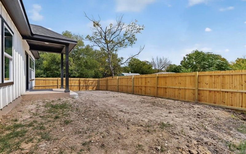 705 E Denton Street, Ennis, TX 75119, 3 Bedrooms Bedrooms, ,2 BathroomsBathrooms,Residential,For Sale,705 E Denton Street,0,21067941