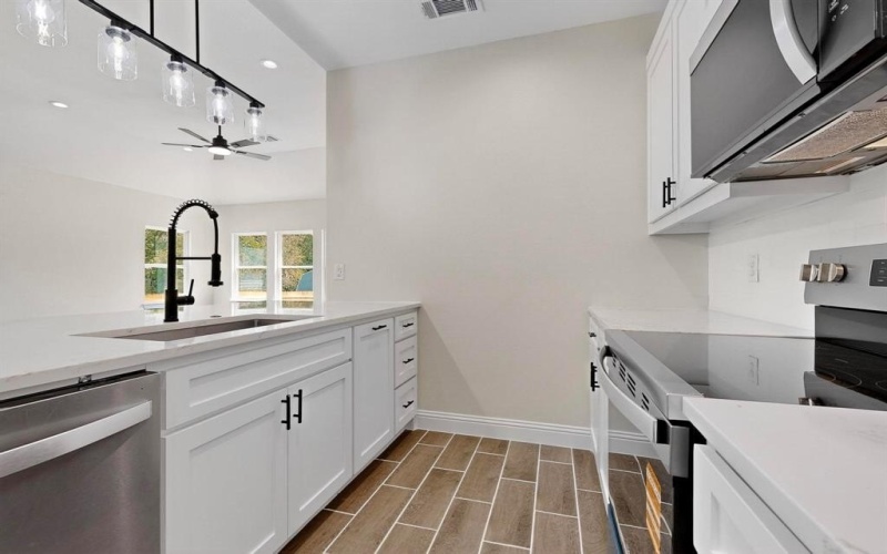 705 E Denton Street, Ennis, TX 75119, 3 Bedrooms Bedrooms, ,2 BathroomsBathrooms,Residential,For Sale,705 E Denton Street,0,21067941