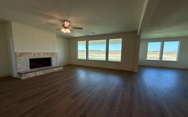 1140 County Road 200, Valley View, TX 76272, 3 Bedrooms Bedrooms, ,2 BathroomsBathrooms,Residential,For Sale,1140 County Road 200,0,21067987