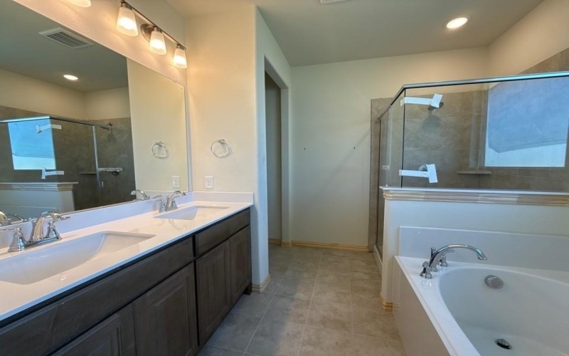 1140 County Road 200, Valley View, TX 76272, 3 Bedrooms Bedrooms, ,2 BathroomsBathrooms,Residential,For Sale,1140 County Road 200,0,21067987