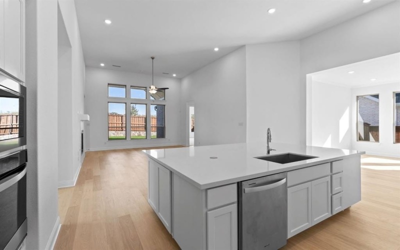 1216 Waterford, Celina, TX 75009, 4 Habitaciones Habitaciones , ,5 BañosBaños,Residential,En Venta,1216 Waterford,0,21068004