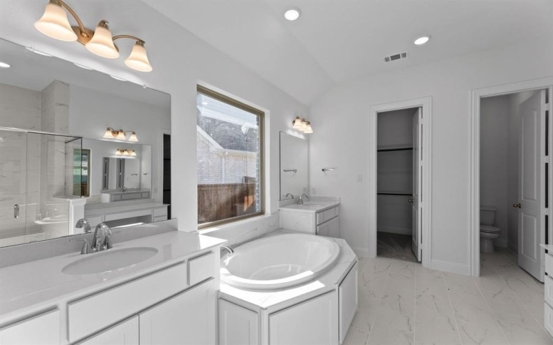 1216 Waterford, Celina, TX 75009, 4 Habitaciones Habitaciones , ,5 BañosBaños,Residential,En Venta,1216 Waterford,0,21068004