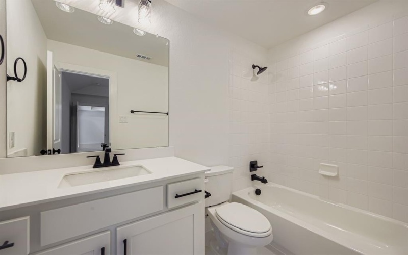 1404 Thimbleweed Drive, Haslet, TX 76052, 5 Habitaciones Habitaciones , ,5 BañosBaños,Residential,En Venta,1404 Thimbleweed Drive,0,21067185