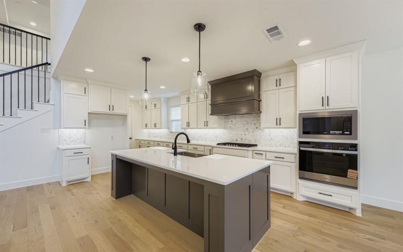 1404 Thimbleweed Drive, Haslet, TX 76052, 5 Habitaciones Habitaciones , ,5 BañosBaños,Residential,En Venta,1404 Thimbleweed Drive,0,21067185