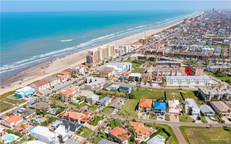 109 E Parade Drive #E, South Padre Island, TX 78597, 2 Habitaciones Habitaciones , ,2 BañosBaños,Residential,En Venta,109 E Parade Drive,409716
