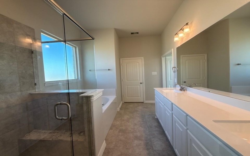 2050 County Road 200, Valley View, TX 76272, 5 Bedrooms Bedrooms, ,5 BathroomsBathrooms,Residential,For Sale,2050 County Road 200,0,21067218