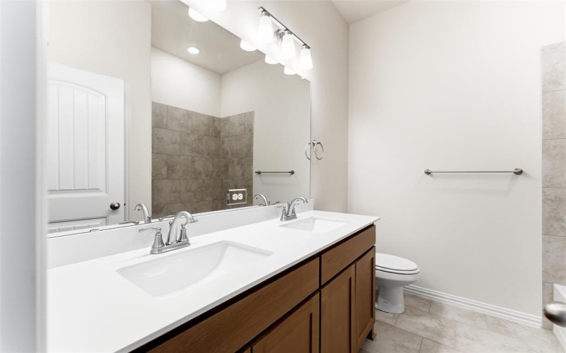 2020 County Road 200, Valley View, TX 76272, 4 Habitaciones Habitaciones , ,2 BañosBaños,Residential,En Venta,2020 County Road 200,0,21067224