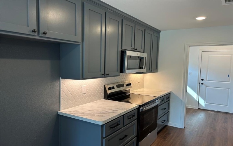 412 Conway Street, Lacy Lakeview, TX 76705, 4 Bedrooms Bedrooms, ,2 BathroomsBathrooms,Residential,For Sale,412 Conway Street,0,21067244