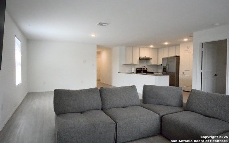 100 Wood Moss, Floresville, TX 78114, 4 Bedrooms Bedrooms, ,2 BathroomsBathrooms,Residential,For Sale,100 Wood Moss,0,1910227