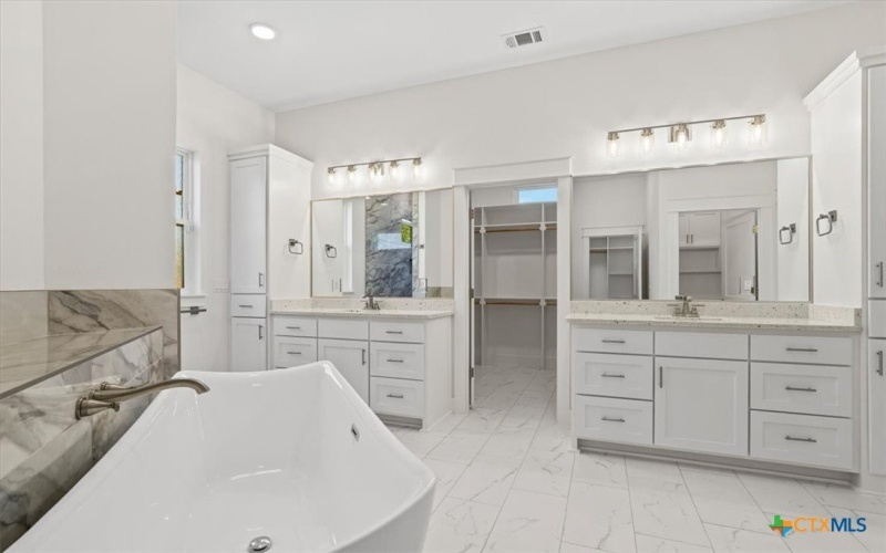 8439 Spring Creek Loop, Salado, TX 76571, 4 Bedrooms Bedrooms, ,3 BathroomsBathrooms,Residential,For Sale,8439 Spring Creek Loop,0,593517