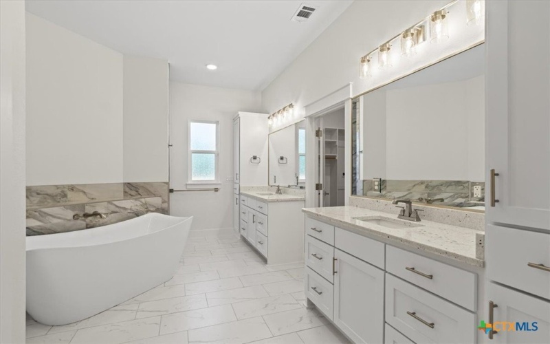 8439 Spring Creek Loop, Salado, TX 76571, 4 Bedrooms Bedrooms, ,3 BathroomsBathrooms,Residential,For Sale,8439 Spring Creek Loop,0,593517