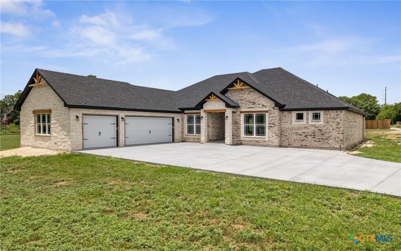 322 Franklin Road, Eddy, TX 76524, 4 Bedrooms Bedrooms, ,2 BathroomsBathrooms,Residential,For Sale,322 Franklin Road,0,593533