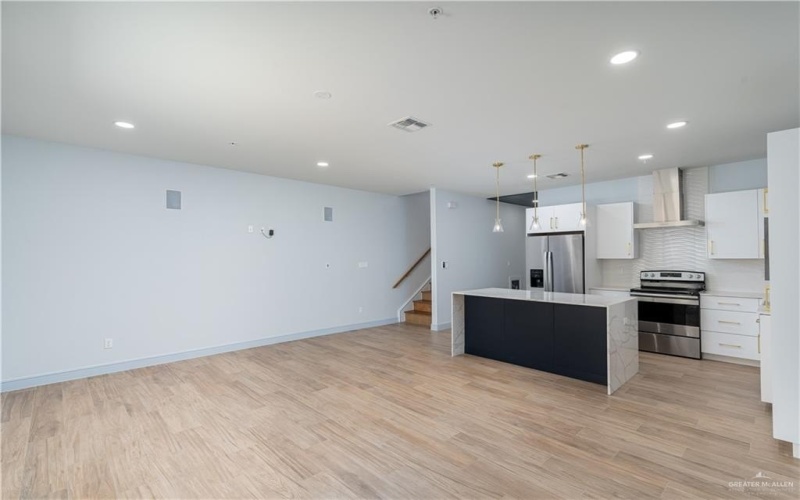 109 E Parade Drive #I, South Padre Island, TX 78597, 2 Habitaciones Habitaciones , ,2 BañosBaños,Residential,En Venta,109 E Parade Drive,409720