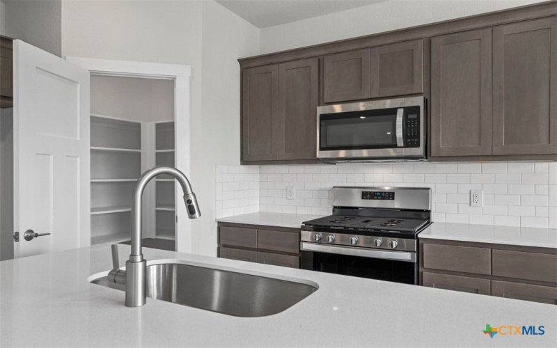 1350 Athan Drive, Belton, TX 76513, 3 Habitaciones Habitaciones , ,2 BañosBaños,Residential,En Venta,1350 Athan Drive,0,593604