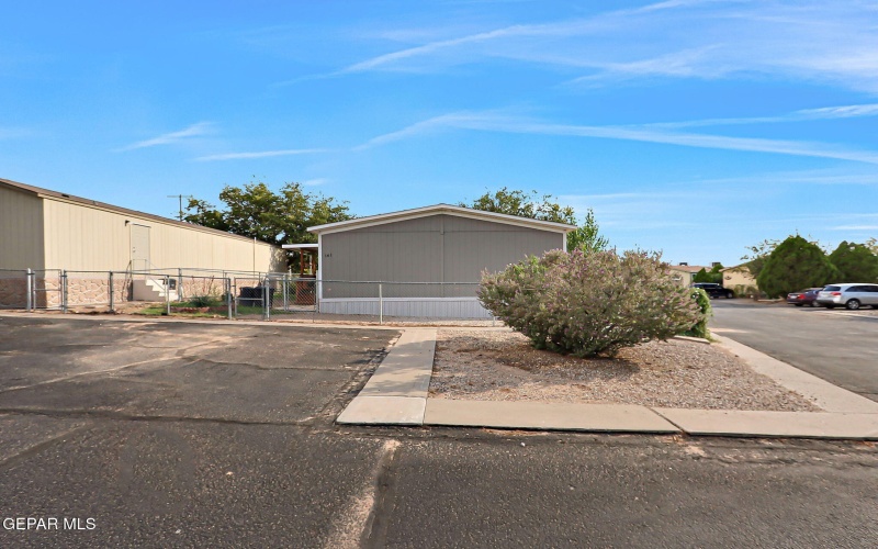 6161 Doniphan Dr unit: 161 #161, El Paso, TX 79932, 3 Habitaciones Habitaciones , ,2 BañosBaños,Residential,En Venta,6161 Doniphan Dr unit: 161,0,930895