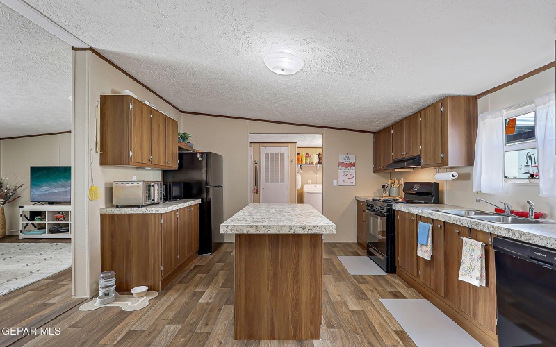 6161 Doniphan Dr unit: 161 #161, El Paso, TX 79932, 3 Habitaciones Habitaciones , ,2 BañosBaños,Residential,En Venta,6161 Doniphan Dr unit: 161,0,930895