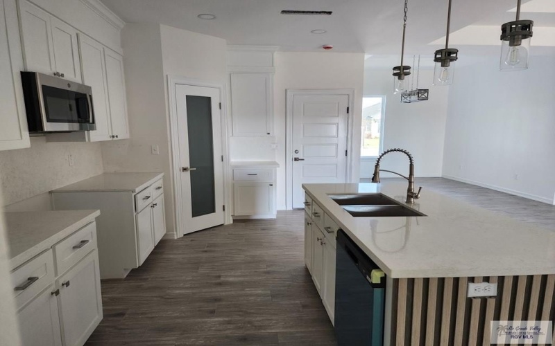 1430 S STIRRUP CIR, SAN BENITO, TX 78586, 3 Bedrooms Bedrooms, ,2 BathroomsBathrooms,Residential,For Sale,1430 S STIRRUP CIR,0,29768745