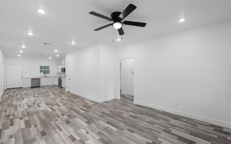3728 Parrott Avenue, Waco, TX 76707, 3 Bedrooms Bedrooms, ,2 BathroomsBathrooms,Residential,For Sale,3728 Parrott Avenue,0,21067731
