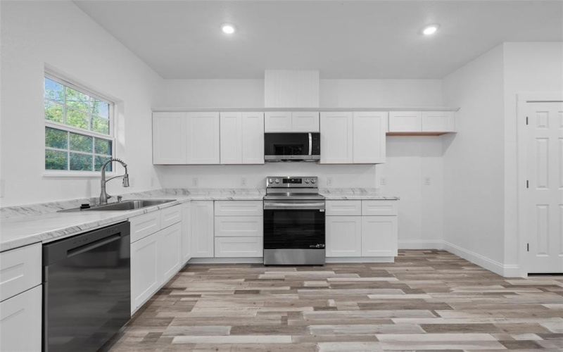 3728 Parrott Avenue, Waco, TX 76707, 3 Bedrooms Bedrooms, ,2 BathroomsBathrooms,Residential,For Sale,3728 Parrott Avenue,0,21067731