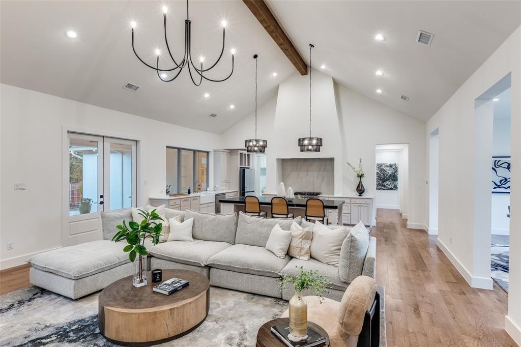 11131 Hillcrest Road, Dallas, TX 75230, 5 Bedrooms Bedrooms, ,6 BathroomsBathrooms,Residential,For Sale,11131 Hillcrest Road,0,21068010