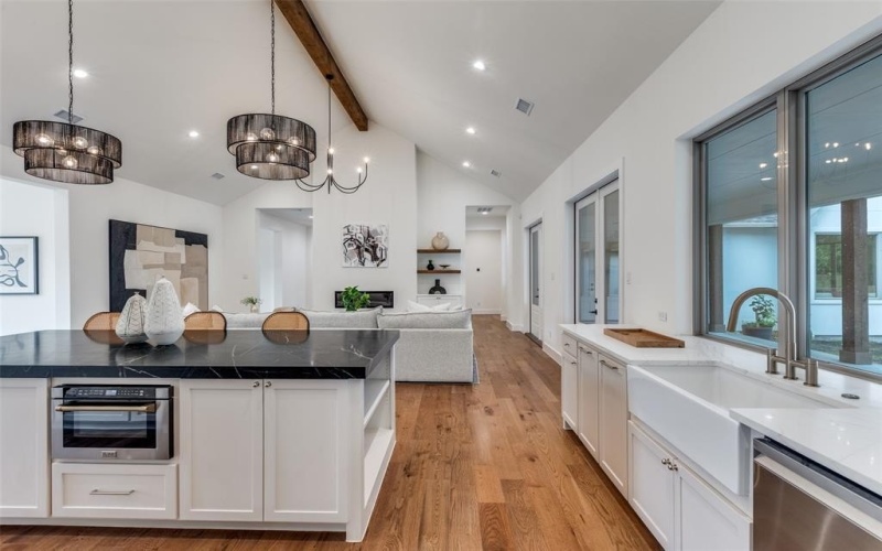 11131 Hillcrest Road, Dallas, TX 75230, 5 Bedrooms Bedrooms, ,6 BathroomsBathrooms,Residential,For Sale,11131 Hillcrest Road,0,21068010