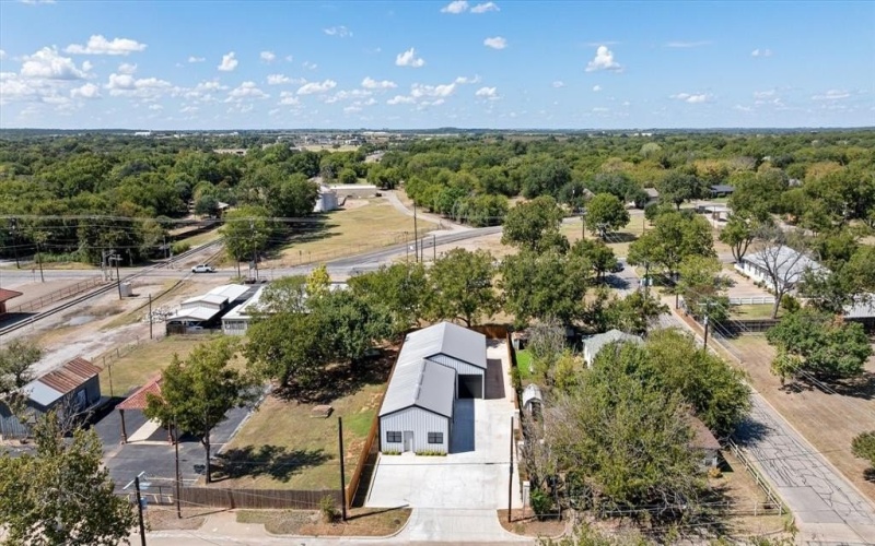 619 N Crockett Street, Granbury, TX 76048, ,Commercial Sale,For Sale,619 N Crockett Street,0,21068300