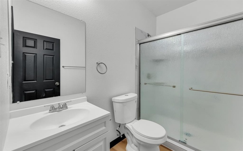 1110 College Street #2, Grand Prairie, TX 75050, 11 Habitaciones Habitaciones , ,8 BañosBaños,Residential,En Venta,1110 College Street,0,21068328