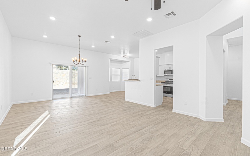 740 Weiermann, Horizon City, TX 79928, 3 Bedrooms Bedrooms, ,2 BathroomsBathrooms,Residential,For Sale,740 Weiermann,921656