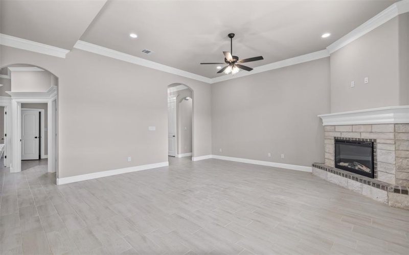 620 Jameson, Springtown, TX 76082, 4 Bedrooms Bedrooms, ,2 BathroomsBathrooms,Residential,For Sale,620 Jameson,0,21060715