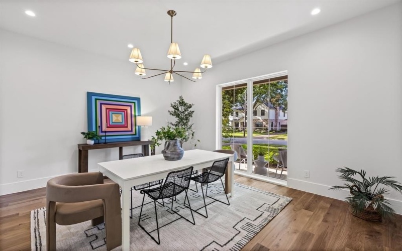 9124 Lynbrook Drive, Dallas, TX 75238, 5 Bedrooms Bedrooms, ,6 BathroomsBathrooms,Residential,For Sale,9124 Lynbrook Drive,0,21066480