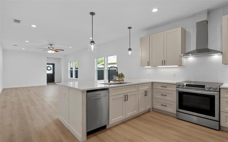 505 Lottie Street, Waco, TX 76704, 3 Bedrooms Bedrooms, ,2 BathroomsBathrooms,Residential,For Sale,505 Lottie Street,0,21067127