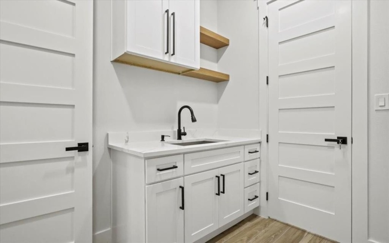 2736 County Road 804a Road, Burleson, TX 76028, 5 Habitaciones Habitaciones , ,3 BañosBaños,Residential,En Venta,2736 County Road 804a Road,0,21067452