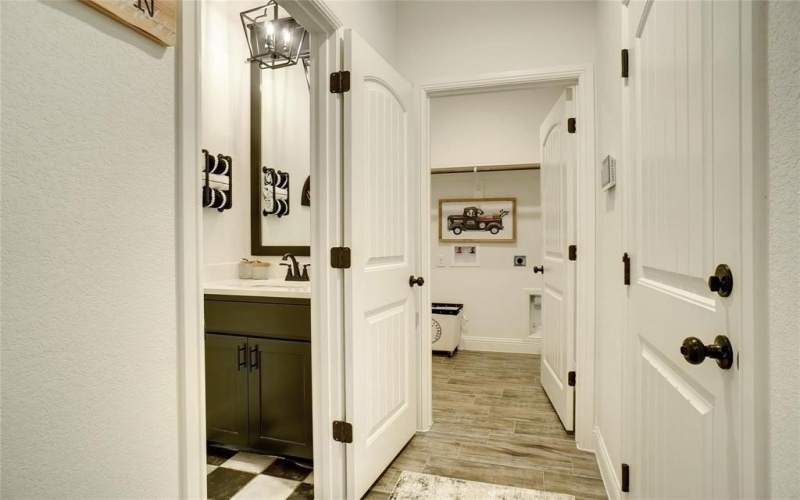 210 Legacy Boulevard, Weatherford, TX 76085, 3 Bedrooms Bedrooms, ,2 BathroomsBathrooms,Residential,For Sale,210 Legacy Boulevard,0,21068548