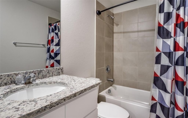 107 Annabelle Street, Cleburne, TX 76031, 4 Bedrooms Bedrooms, ,3 BathroomsBathrooms,Residential,For Sale,107 Annabelle Street,0,21068610